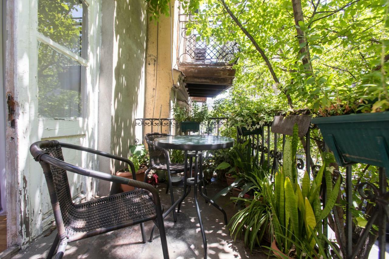 Private Apartment In The Center Of Old Тбілісі Екстер'єр фото